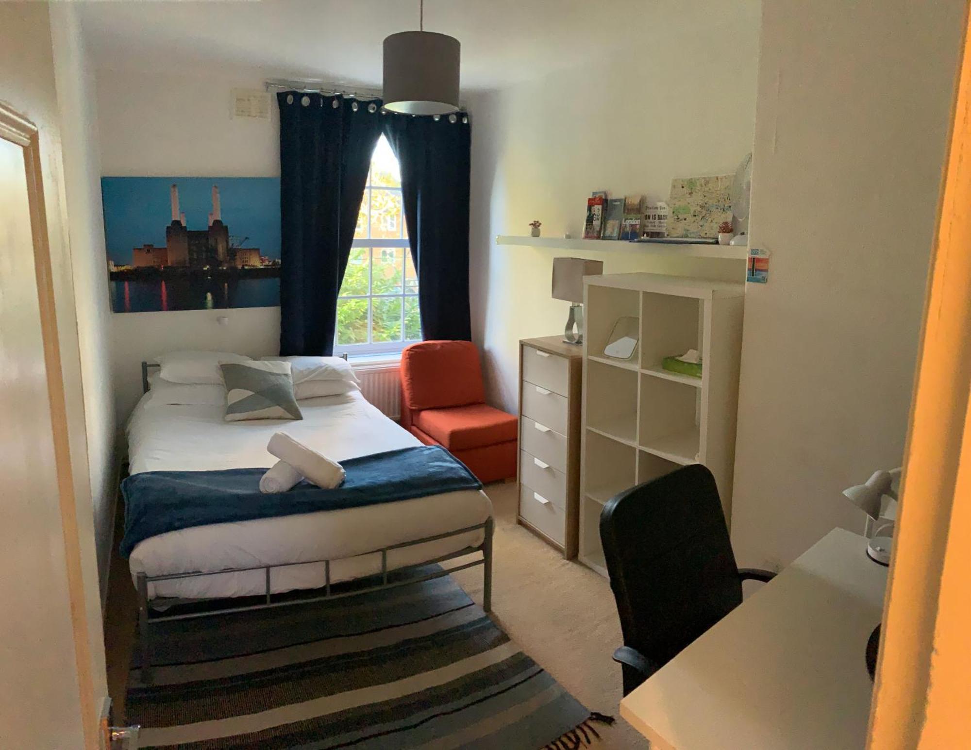 Central Location! Double Bedroom 2 Mins Walk From Battersea Power Underground Station! ลอนดอน ภายนอก รูปภาพ